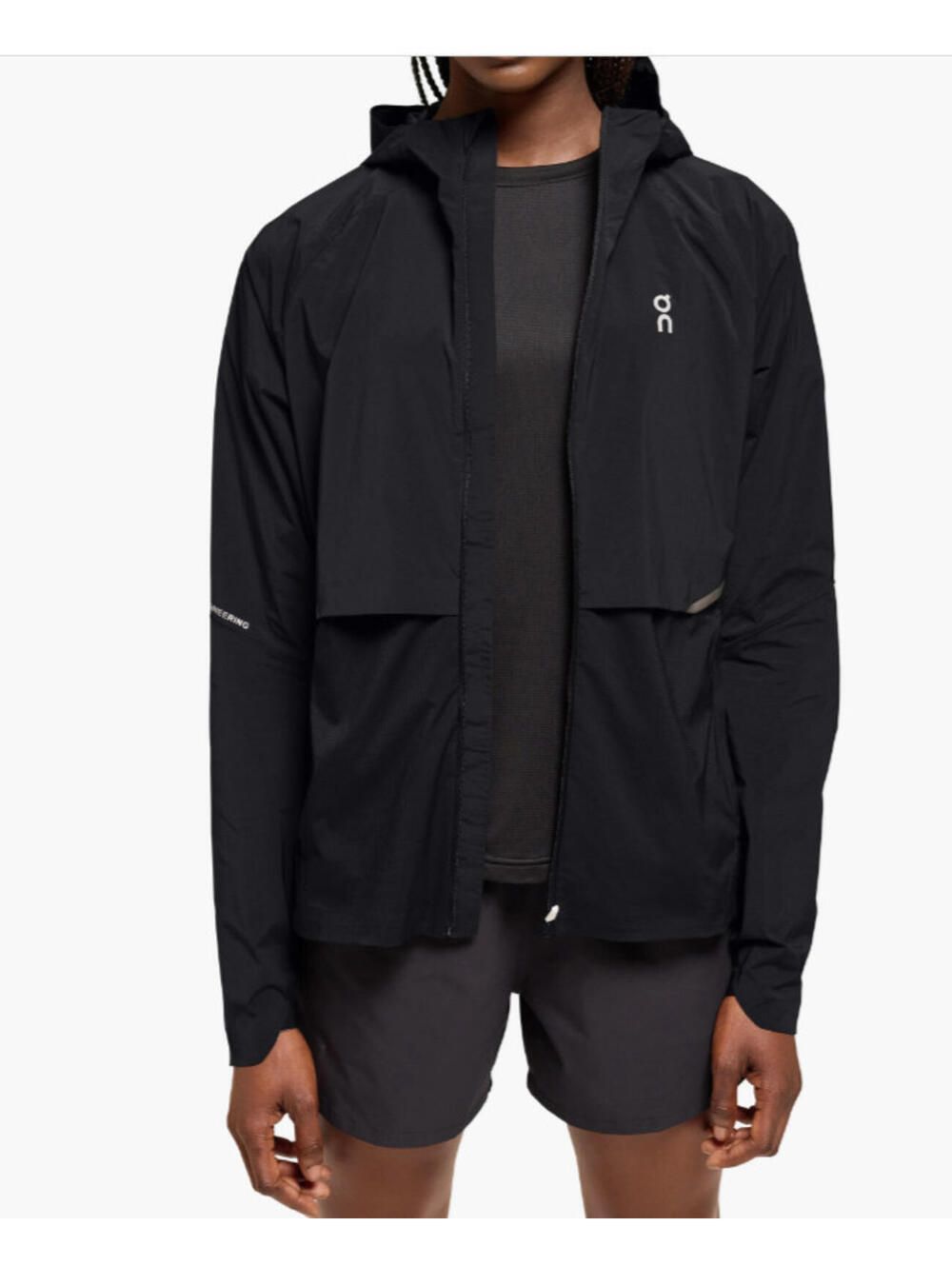 NWT, ON clouds Core Hooded Packable Running Jacket in black Sz L #T3886 - Picture 2 of 10